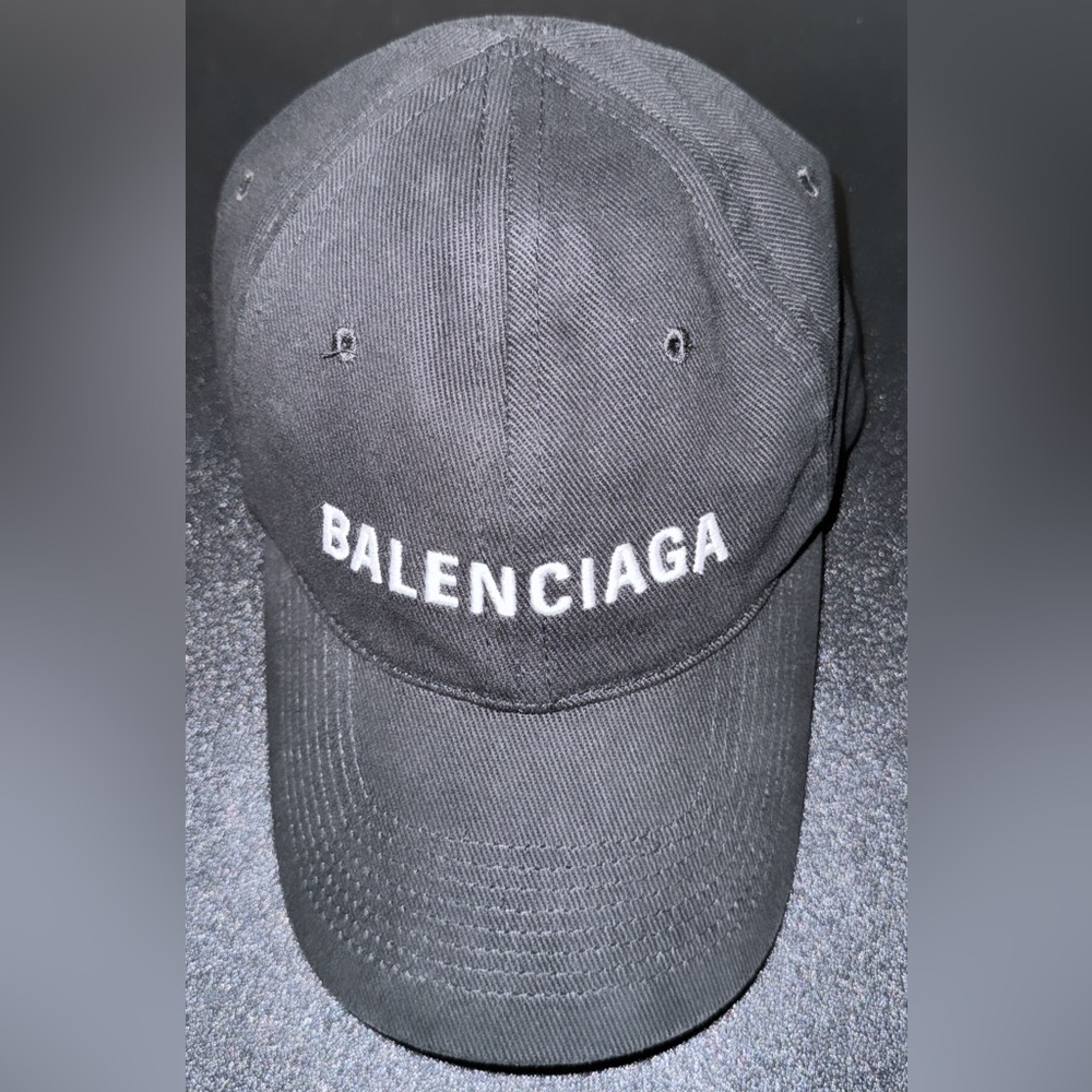 Balenciaga Cap